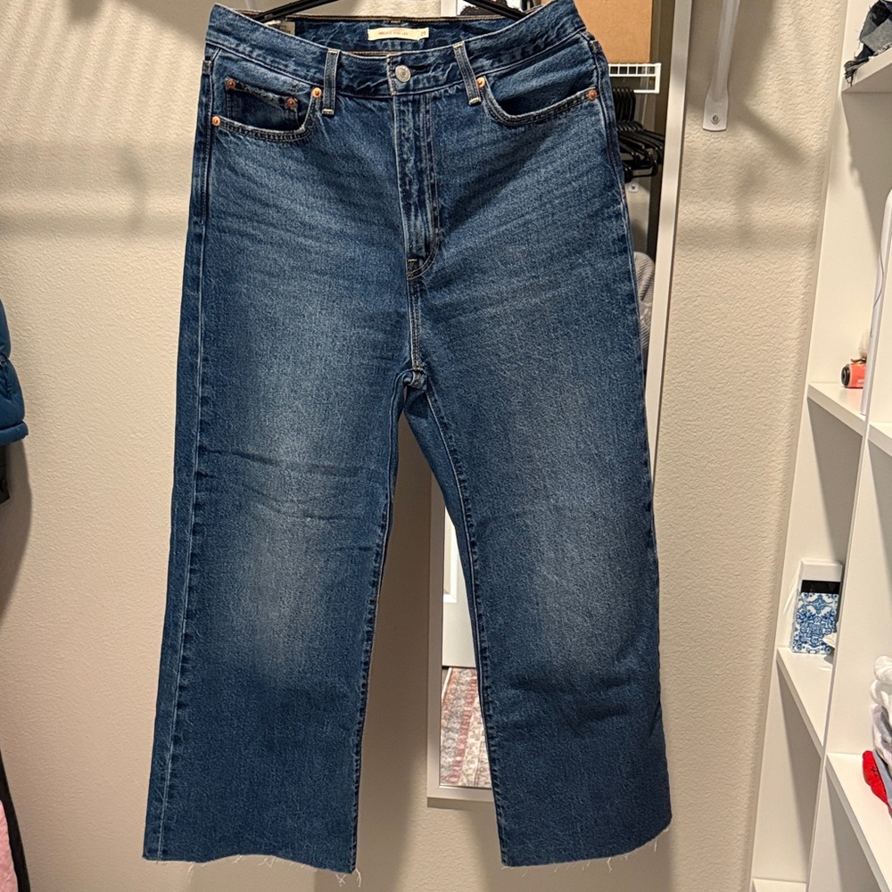 Levi’s Ribcage Wide-Leg Jeans W29, cropped to 26.5” inseam
